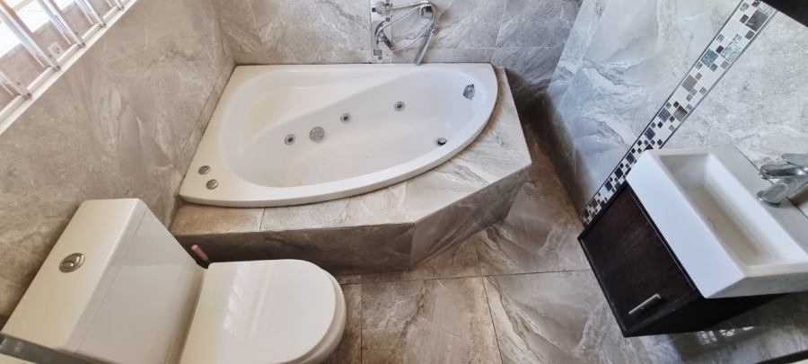 3 Bedroom Property for Sale in Rosedale Park Eastern Cape